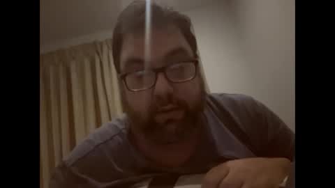 tik toker hot or boring online show from 12/21/24, 11:13