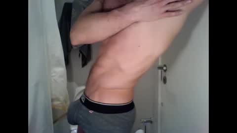 Snapshot of and_andys chatting on 03/11/25, 08:41 and_andys online show from 03/11/25, 08:41