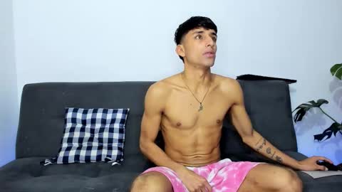 Snapshot of ander_012 chatting on 10/20/25, 03:29 Ander Arias online show from 10/20/25, 03:29