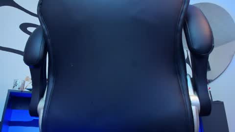 Snapshot of anders_x chatting on 11/25/25, 01:38 Andrs - online show from 11/25/25, 01:38