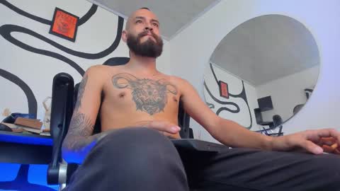 Snapshot of anders_x chatting on 12/19/25, 11:34 Andrs - online show from 12/19/25, 11:34