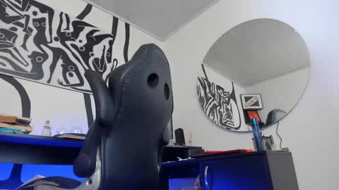 Snapshot of anders_x chatting on 02/13/26, 01:56 Andrs - online show from 02/13/26, 01:56