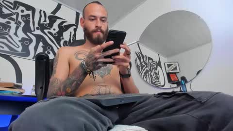 Snapshot of anders_x chatting on 02/14/26, 09:22 Andrs - online show from 02/14/26, 09:22