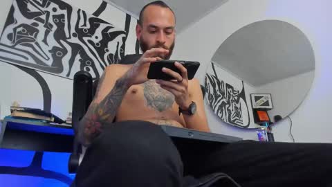 Snapshot of anders_x chatting on 03/07/26, 02:19 Andrs - online show from 03/07/26, 02:19