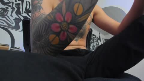 Snapshot of anders_x chatting on 03/26/26, 12:17 Andrs - online show from 03/26/26, 12:17