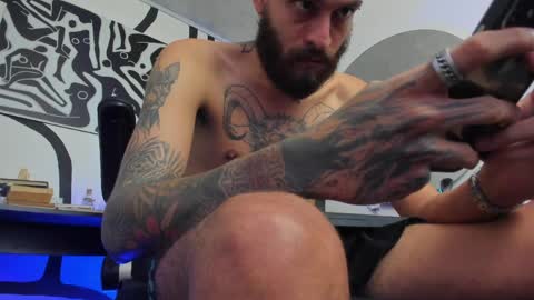 Snapshot of anders_x chatting on 03/30/26, 11:28 Andrs - online show from 03/30/26, 11:28