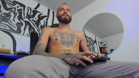 Snapshot of anders_x chatting on 04/21/26, 01:18 Andrs - online show from 04/21/26, 01:18