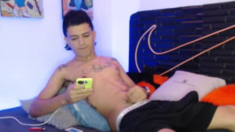 andersonZ98 online show from 10/28/25, 02:59