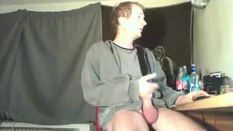 Snapshot of andi1010 chatting on 01/13/25, 04:18 andi101 online show from 01/13/25, 04:18