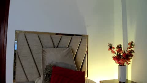 Andra Cyrus online show from 12/22/24, 02:16