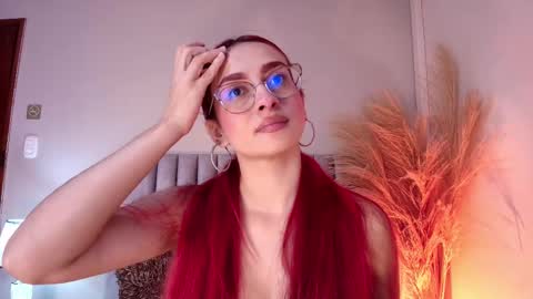 Andra Cyrus online show from 10/15/25, 11:43