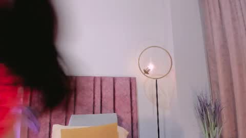 Snapshot of andracyruss chatting on 06/10/26, 12:11 Andra Cyrus online show from 06/10/26, 12:11