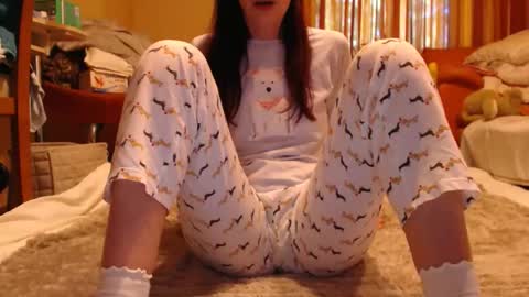 Andra online show from 05/17/26, 12:01