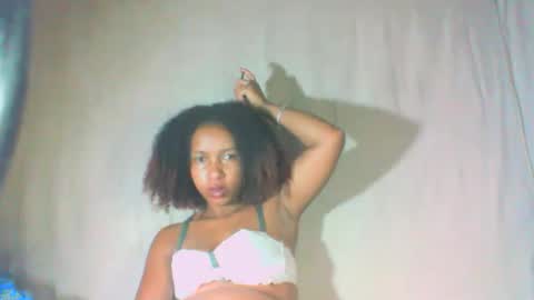 Snapshot of andre415913 chatting on 02/27/26, 03:17 andre415913 online show from 02/27/26, 03:17