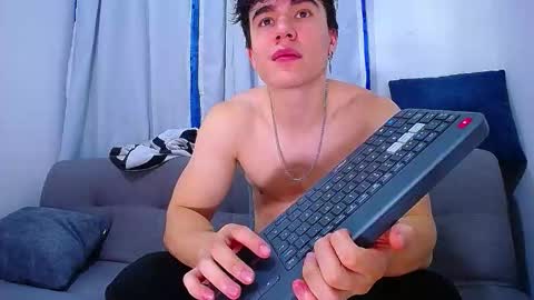 Snapshot of andre_parker chatting on 09/16/25, 01:50 Andre Parker online show from 09/16/25, 01:50