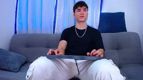 Snapshot of andre_parker chatting on 10/02/25, 09:44 Andre Parker online show from 10/02/25, 09:44