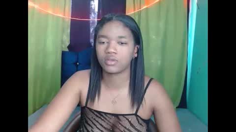 Snapshot of andrea1_ebony chatting on 11/25/25, 12:49 andrea1_ebony online show from 11/25/25, 12:49