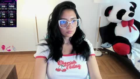 Snapshot of andrea_bonnie chatting on 01/29/25, 04:19 andrea_bonnie online show from 01/29/25, 04:19