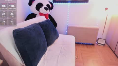 Snapshot of andrea_bonnie chatting on 07/28/26, 11:58 andrea_bonnie online show from 07/28/26, 11:58