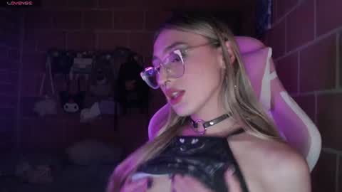 Andrea  online show from 06/11/26, 12:54