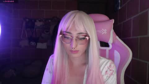 Andrea  online show from 07/17/26, 07:37