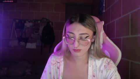 Andrea  online show from 07/18/26, 05:22