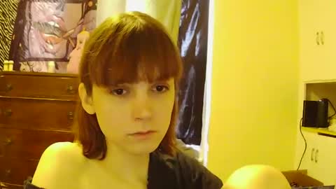 andrea online show from 11/08/25, 03:34