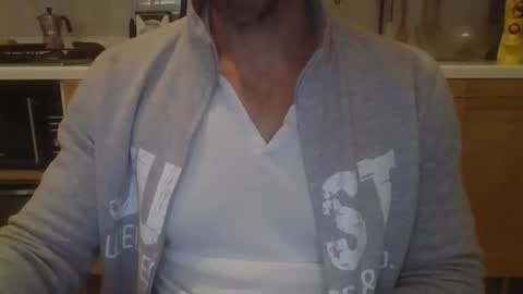 Snapshot of andrea_feetlover chatting on 11/07/25, 06:13 andrea_feetlover online show from 11/07/25, 06:13