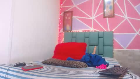 andrea ospina1 online show from 01/15/25, 12:25