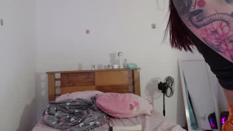 Andrea online show from 12/17/24, 06:53