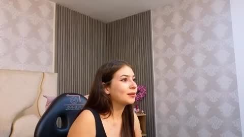 andrea_tay1 online show from 07/27/26, 07:10
