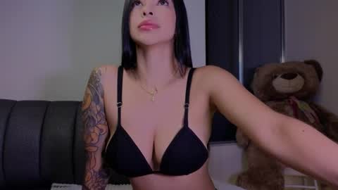    online show from 05/04/26, 03:35