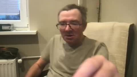 andreass60 online show from 10/25/25, 05:48