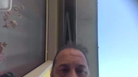 Snapshot of andrecool979 chatting on 10/16/25, 03:13 Andre online show from 10/16/25, 03:13