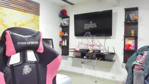 Snapshot of andrees_s chatting on 10/07/25, 03:14 andrees_s online show from 10/07/25, 03:14