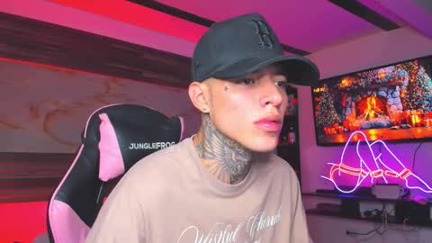 Snapshot of andrees_s chatting on 11/07/25, 07:03 andrees_s online show from 11/07/25, 07:03