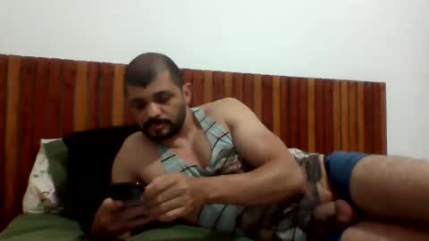 Snapshot of andreloko123 chatting on 10/02/25, 01:23 andreloko123 online show from 10/02/25, 01:23