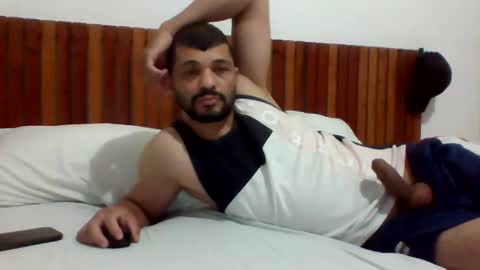 Snapshot of andreloko123 chatting on 10/29/25, 06:09 andreloko123 online show from 10/29/25, 06:09