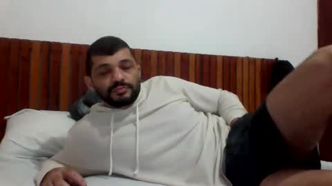 Snapshot of andreloko123 chatting on 11/01/25, 01:29 andreloko123 online show from 11/01/25, 01:29