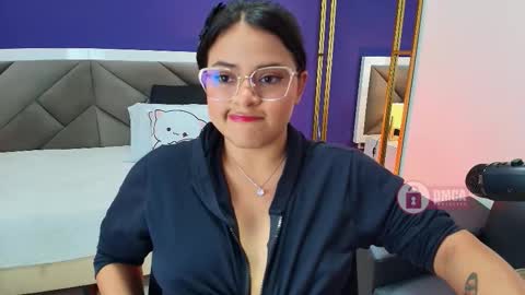 andrerouse_20 online show from 09/13/25, 09:03