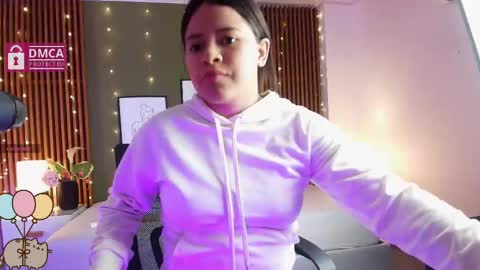 andrerouse_20 online show from 09/14/25, 11:09