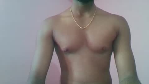 Snapshot of andres01_ chatting on 10/24/25, 05:37 andres01_ online show from 10/24/25, 05:37