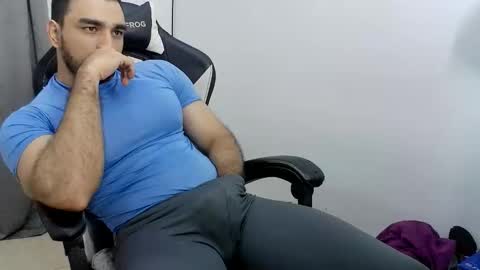 andres180950734 online show from 01/09/26, 09:38