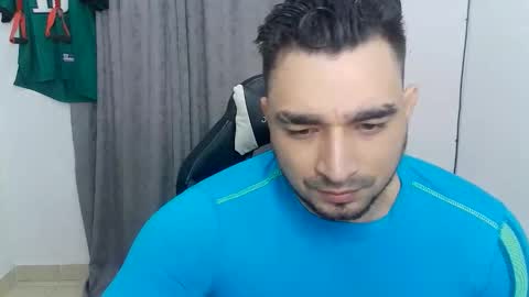 andres180950734 online show from 06/08/26, 11:54
