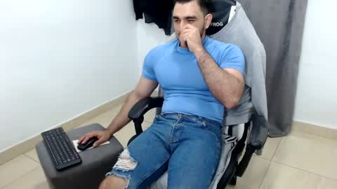 andres180950734 online show from 07/02/26, 11:11