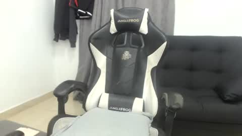 andres180950734 online show from 07/18/26, 11:14