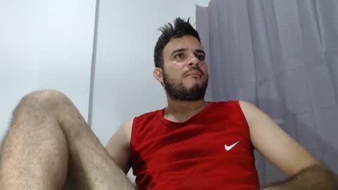 Snapshot of andres_blanco_ chatting on 10/20/25, 06:47 i am Andres online show from 10/20/25, 06:47