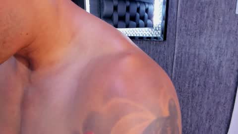 insta andres clark  online show from 12/19/24, 03:08