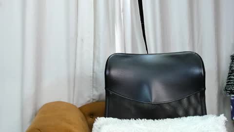 insta andres clark  online show from 12/29/24, 06:16