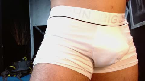 insta andres clark  online show from 01/03/25, 08:32